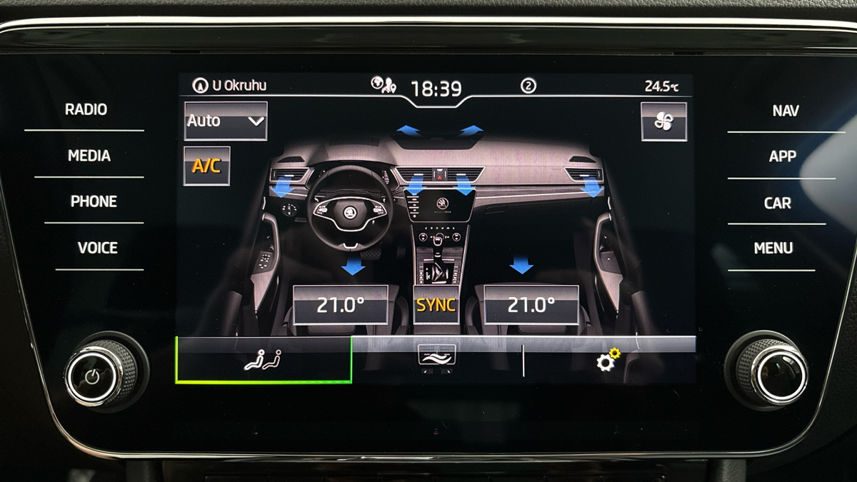Škoda Superb - 25