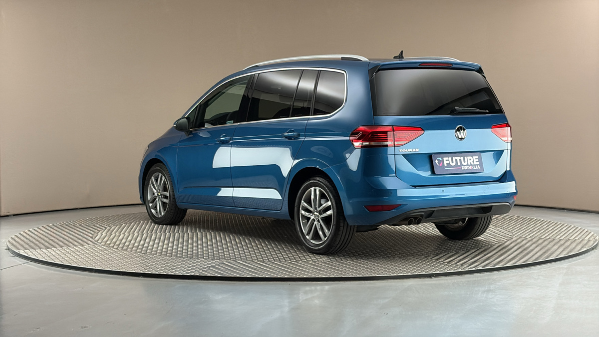 Volkswagen Touran - 2