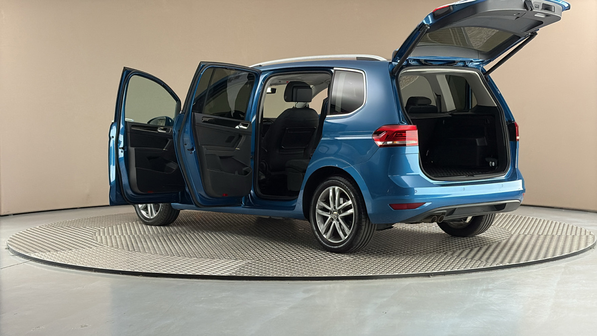 Volkswagen Touran - 7