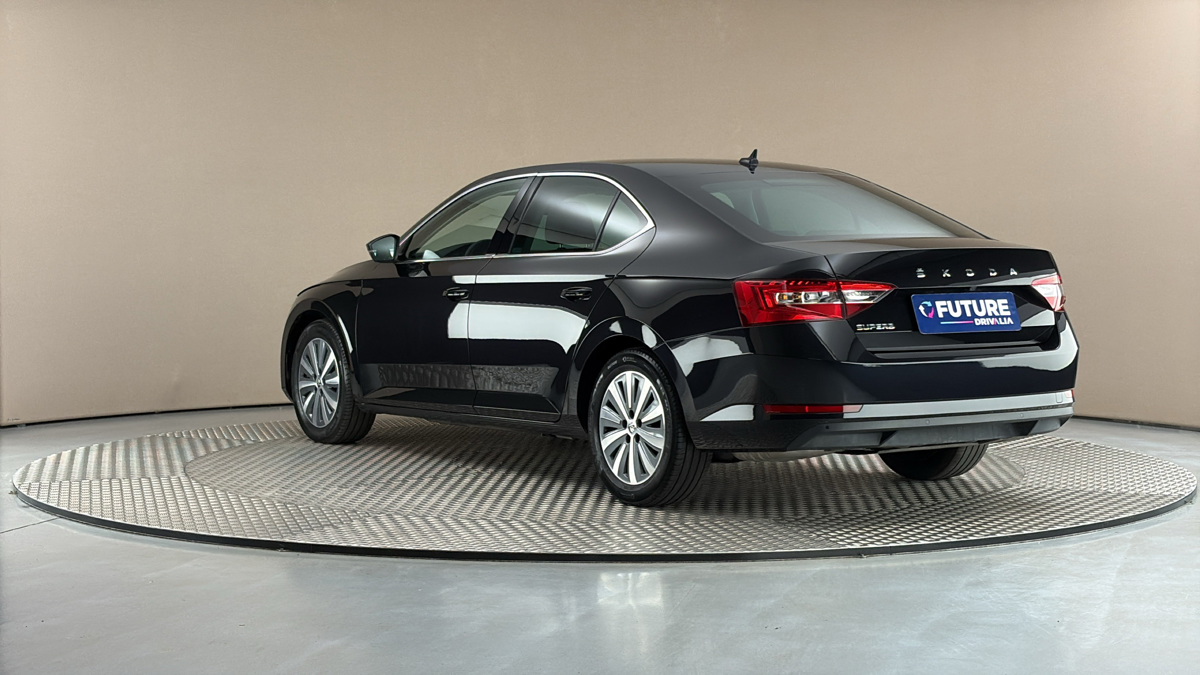 Škoda Superb - 2