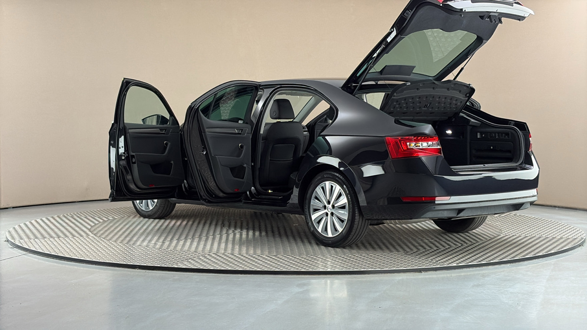 Škoda Superb - 7