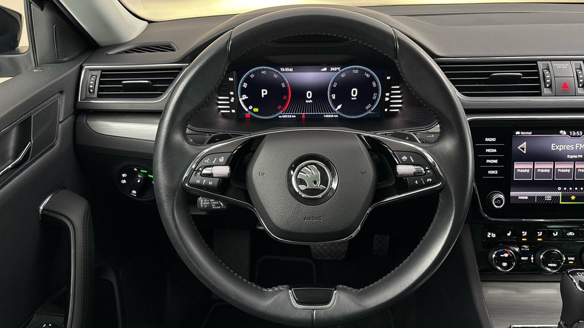 Škoda Superb - 9