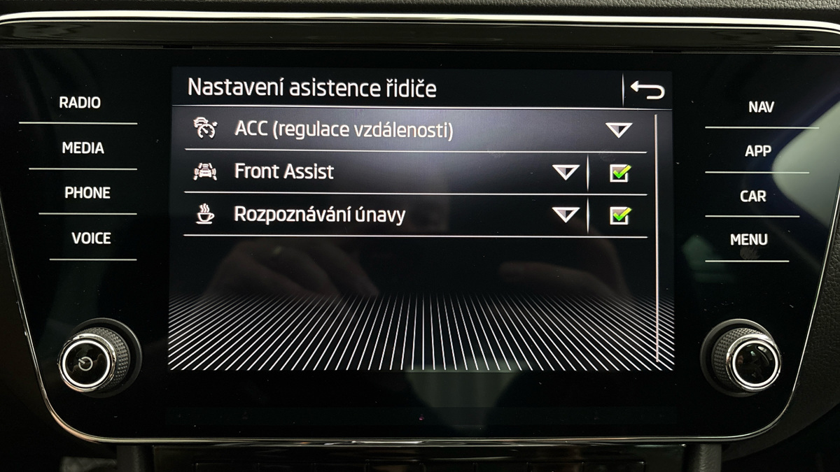 Škoda Superb - 24