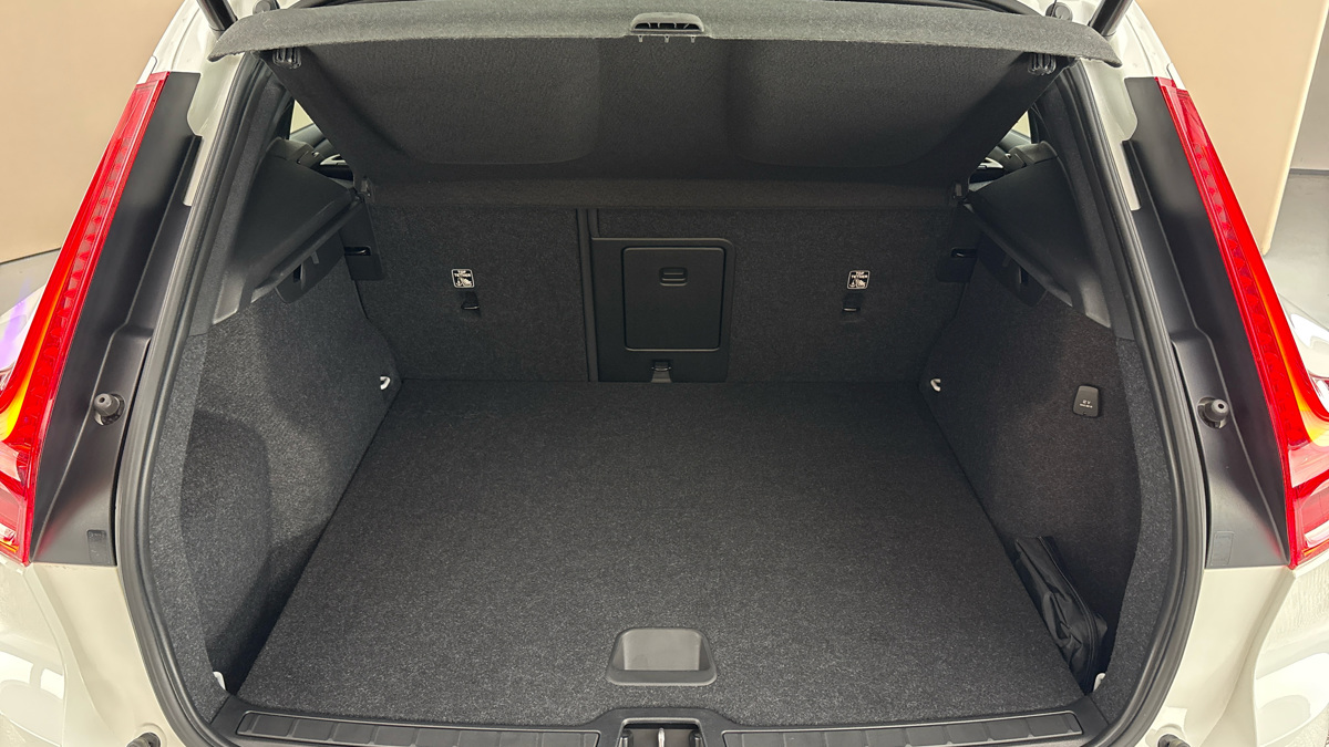 Volvo XC40 - 17