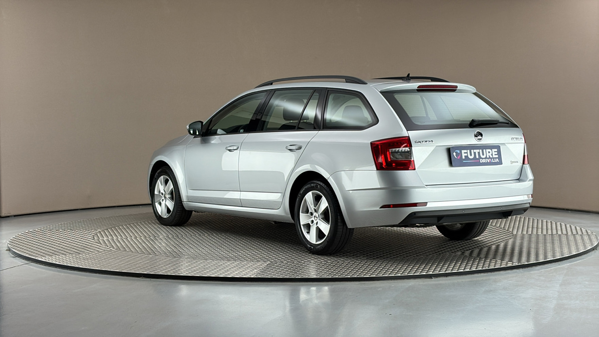 Škoda Octavia - 2