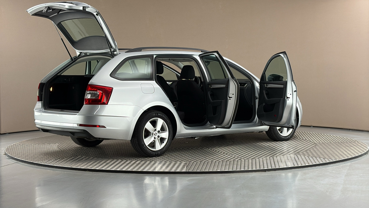 Škoda Octavia - 6