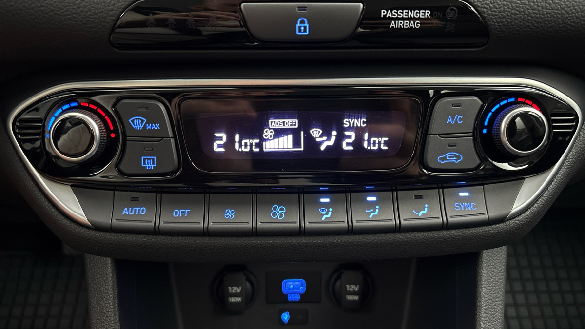 Hyundai i30 - 13