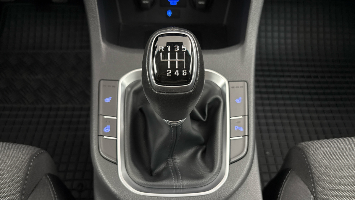 Hyundai i30 - 23