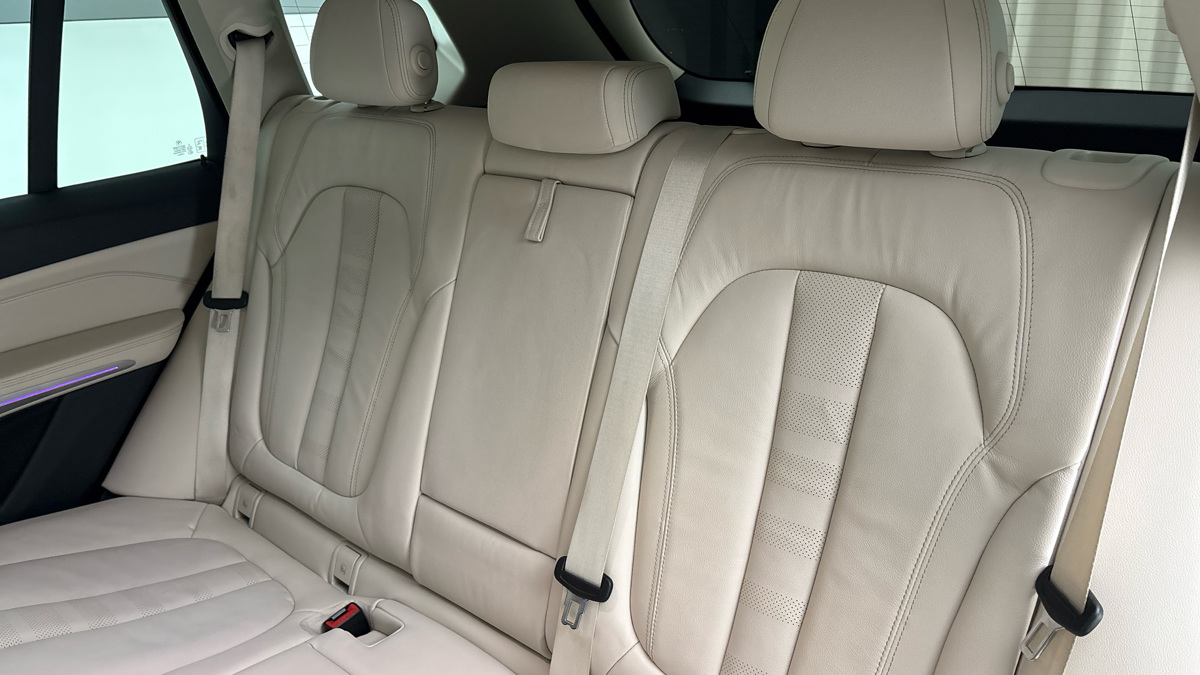 BMW X5 - 16