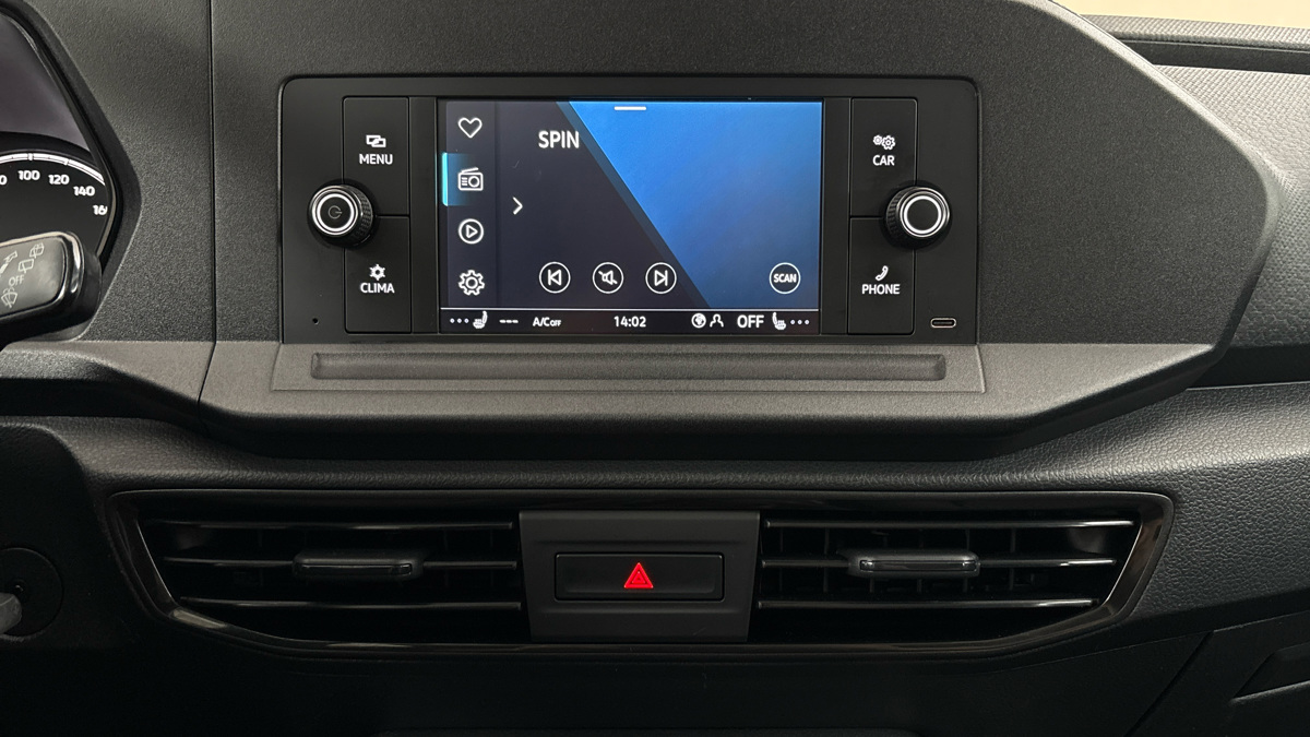 Volkswagen Caddy - 11
