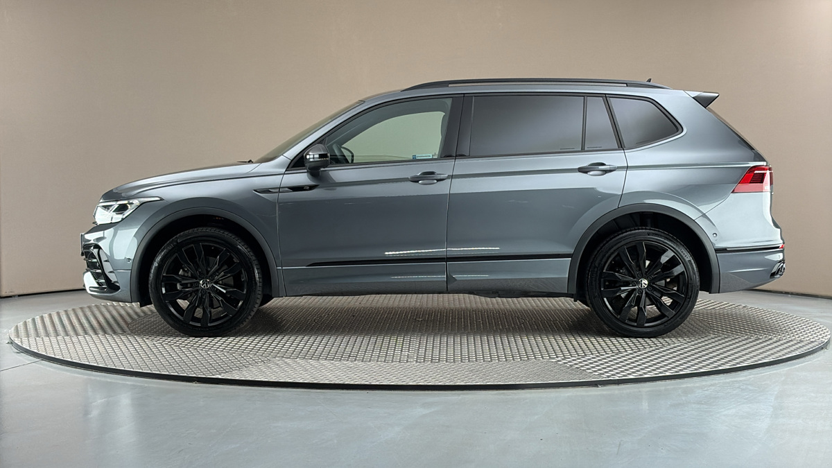 Volkswagen Tiguan Allspace - 4