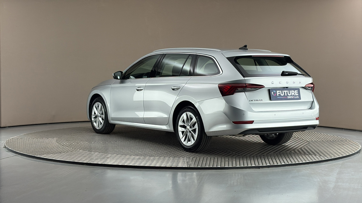Škoda Octavia - 2