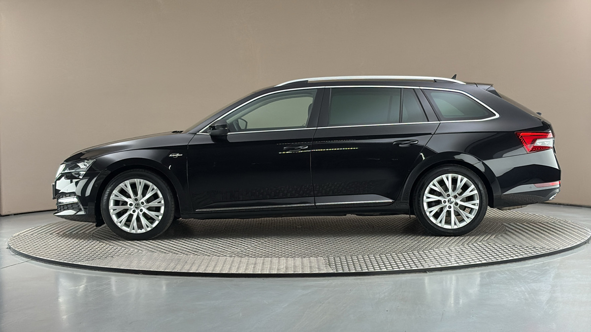 Škoda Superb - 4