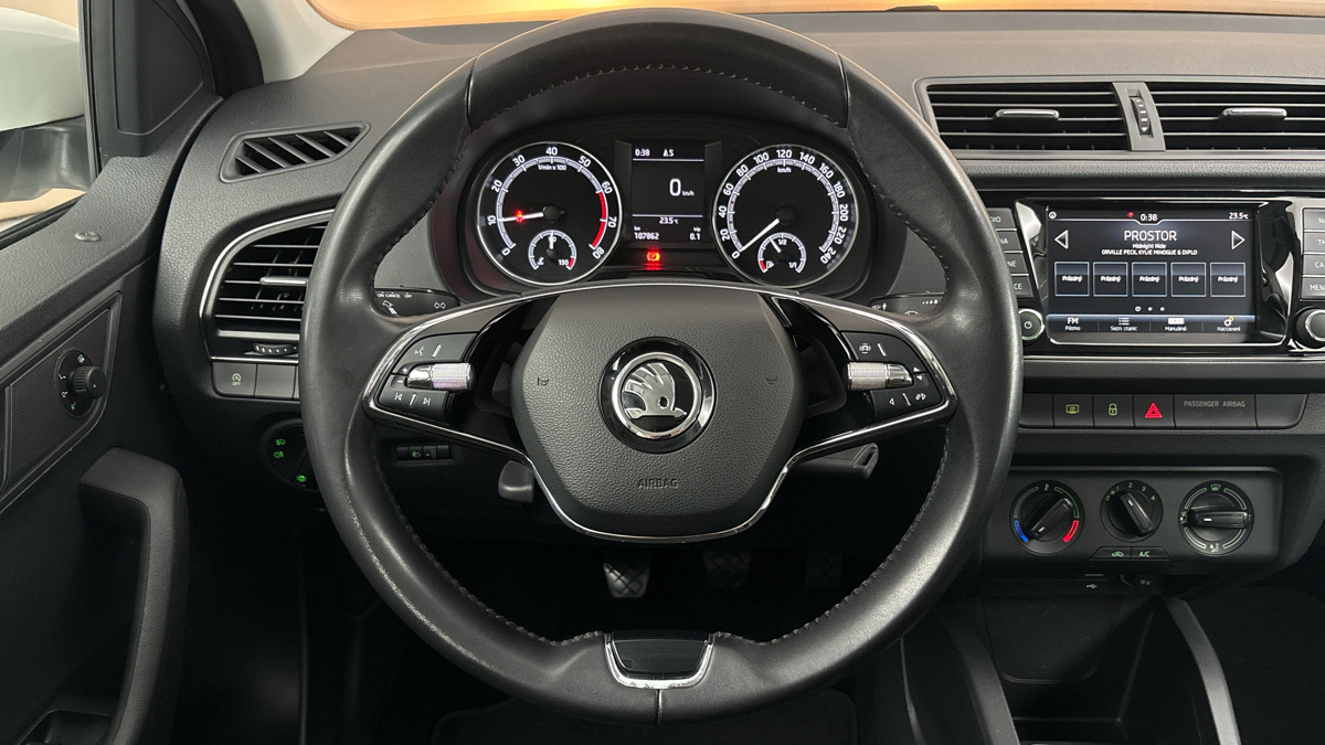 Škoda Fabia - 9