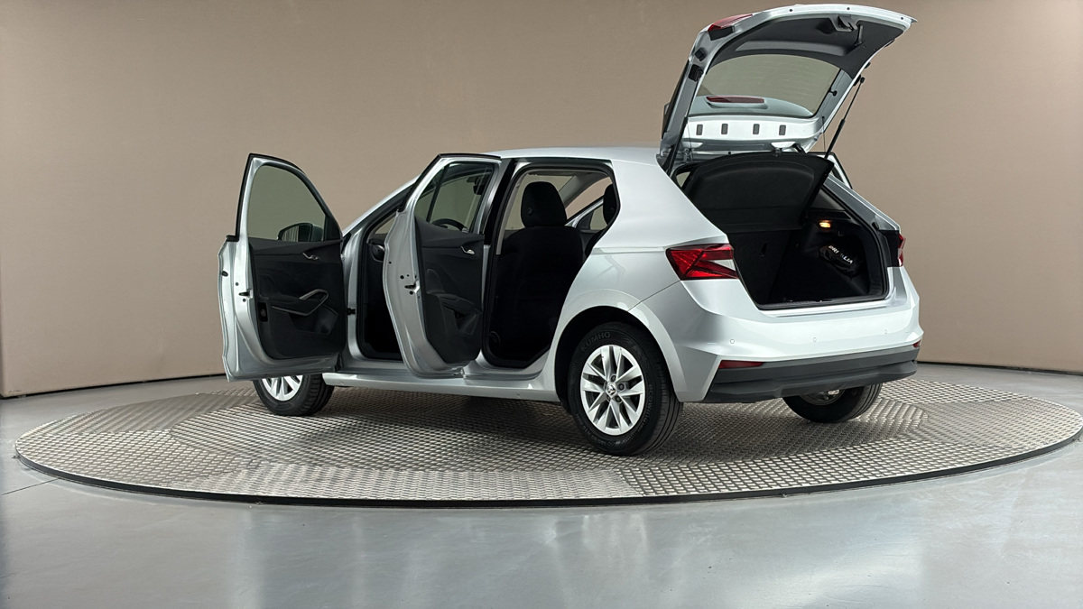 Škoda Fabia - 7