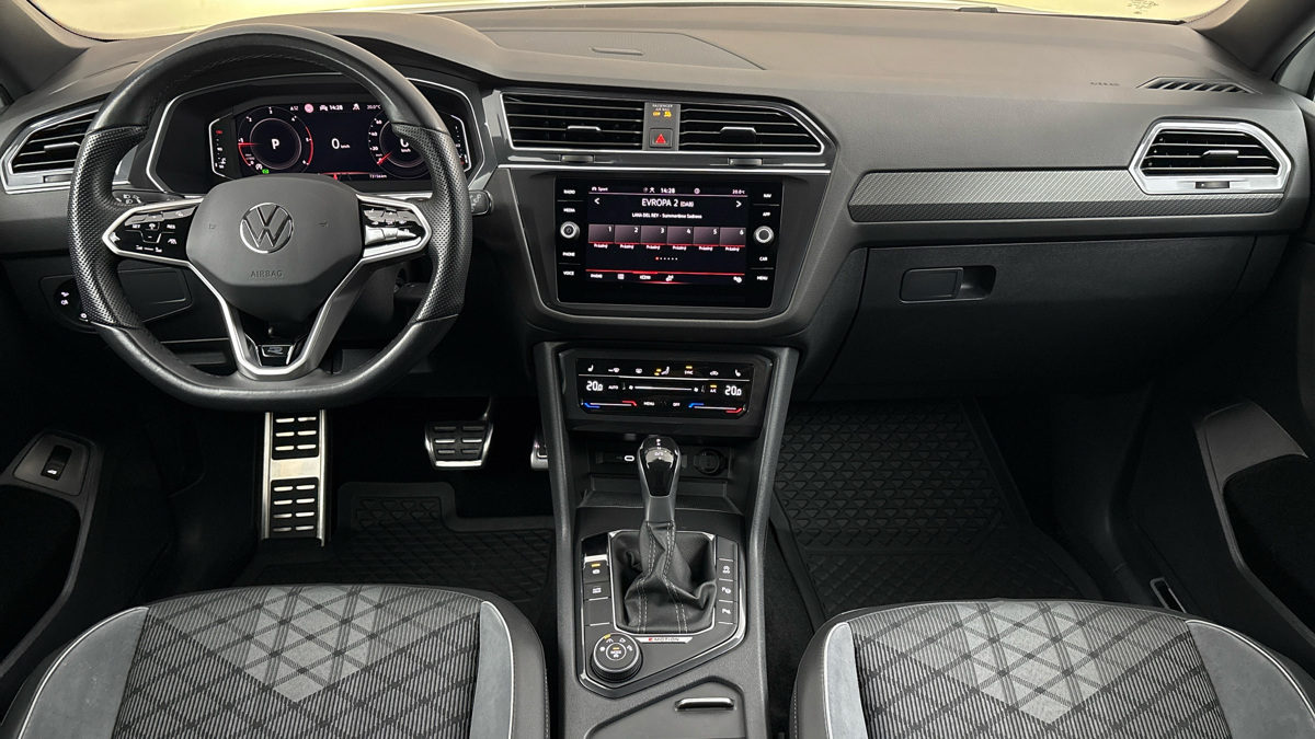 Volkswagen Tiguan Allspace - 8