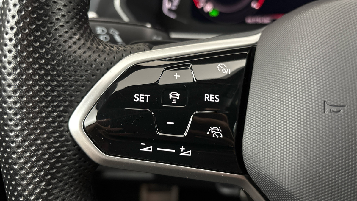 Volkswagen Tiguan Allspace - 14
