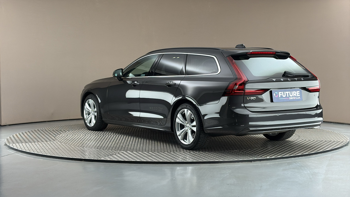 Volvo V90 - 2