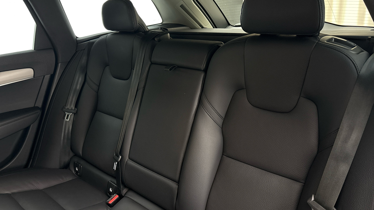 Volvo V90 - 16