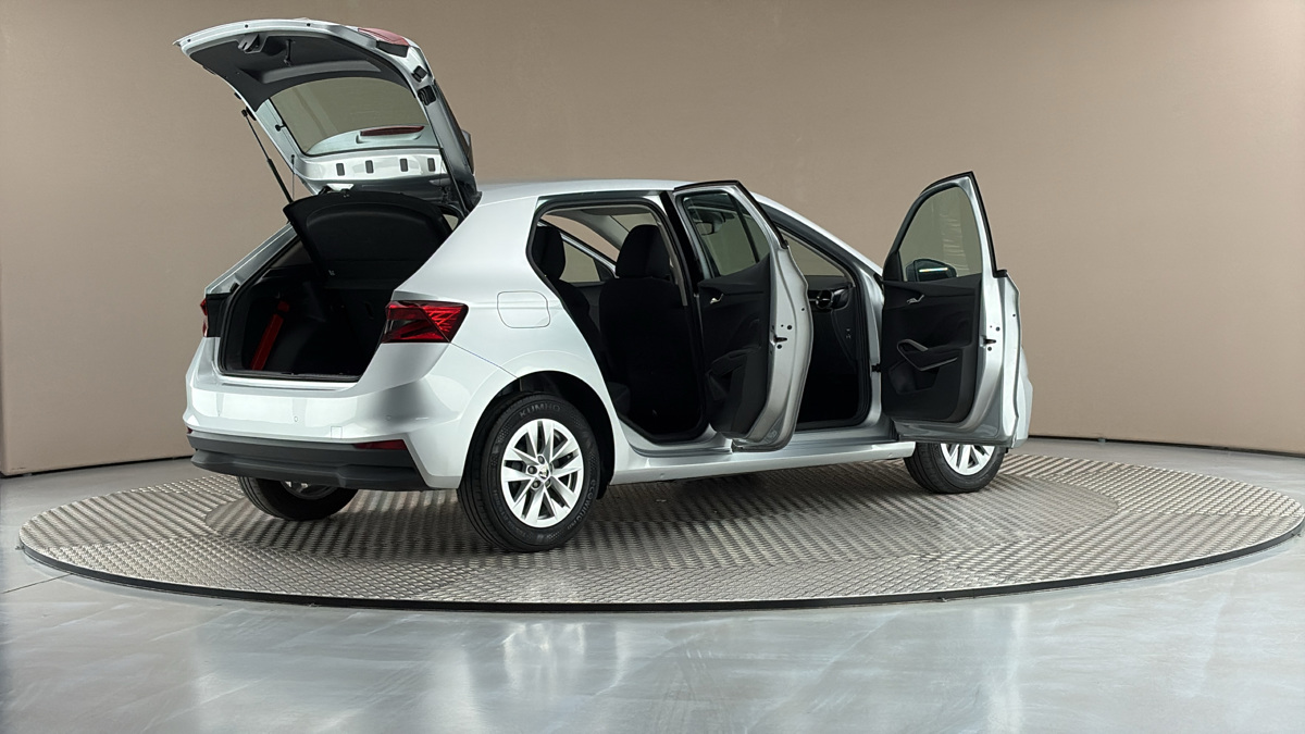 Škoda Fabia - 6