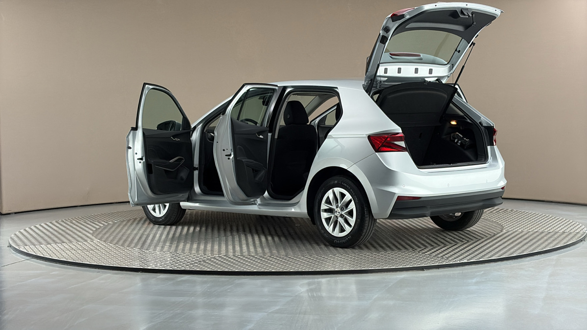 Škoda Fabia - 7