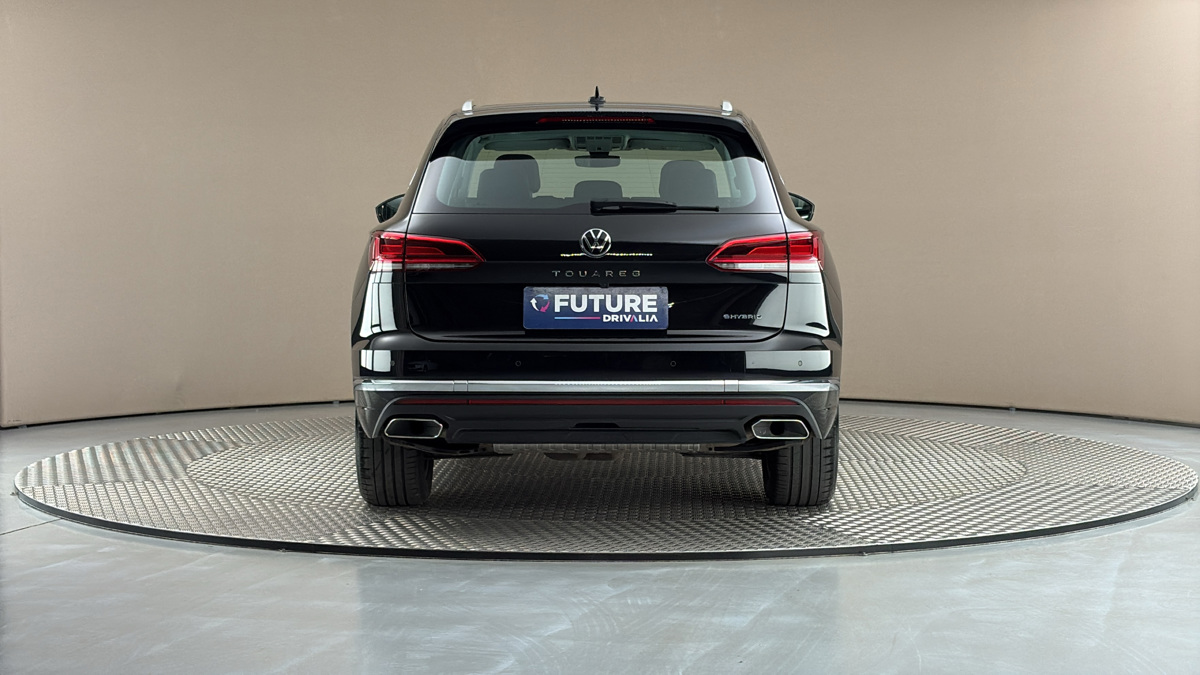 Volkswagen Touareg - 5