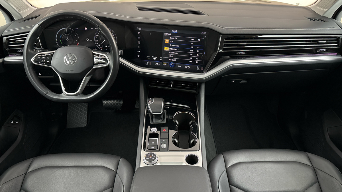 Volkswagen Touareg - 8