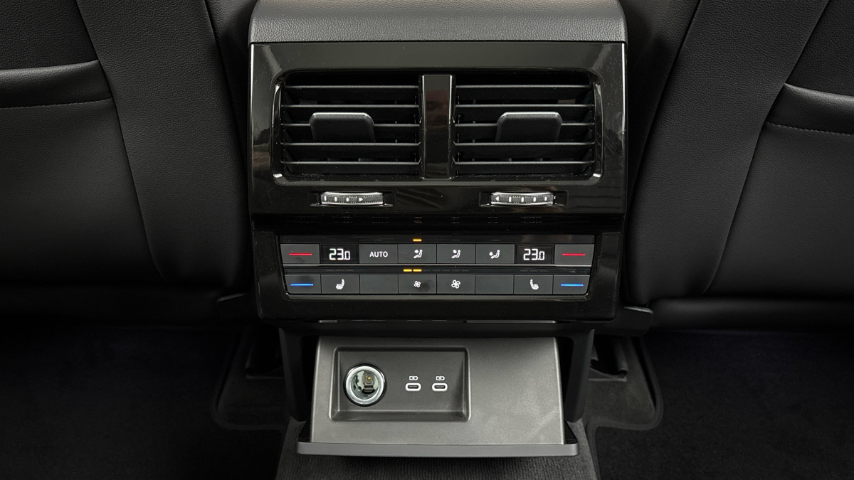Volkswagen Touareg - 20