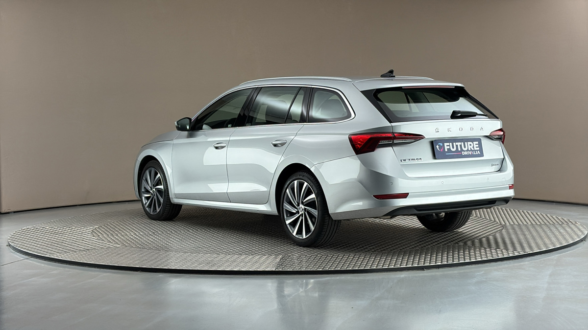 Škoda Octavia - 2