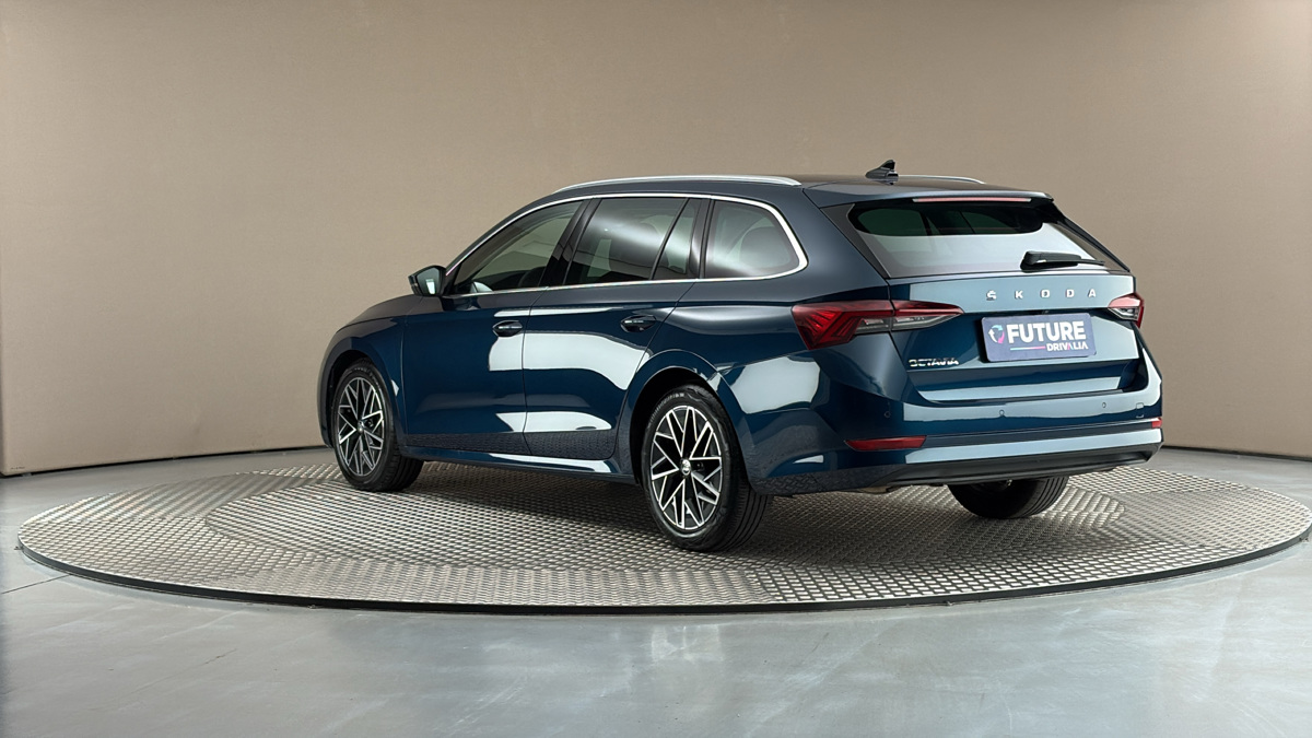 Škoda Octavia - 2