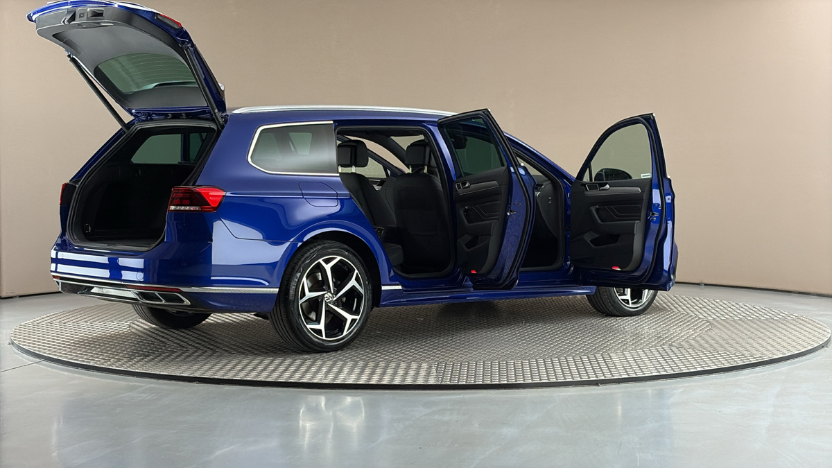 Volkswagen Passat - 6