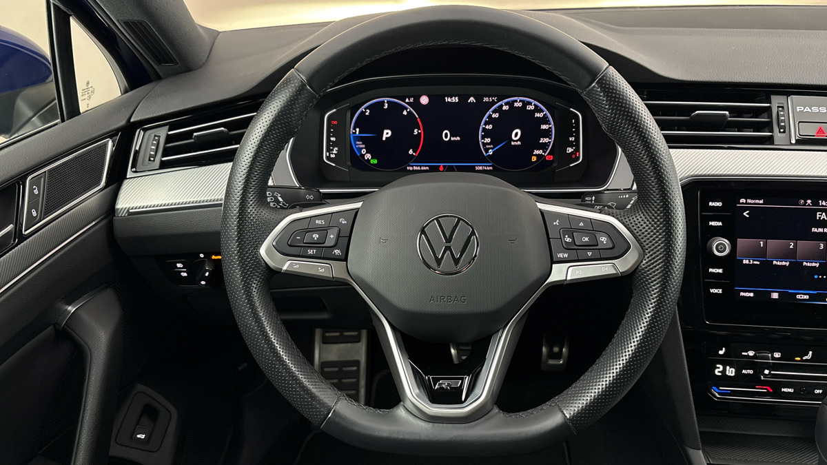 Volkswagen Passat - 9