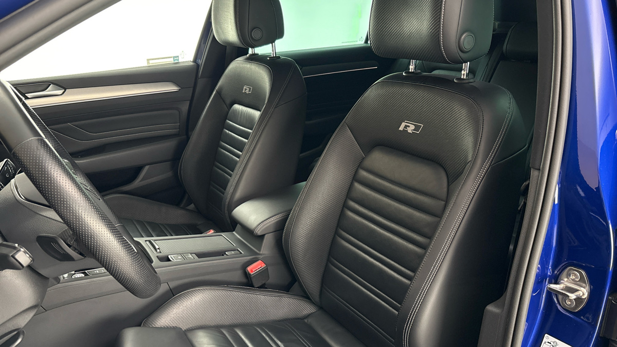 Volkswagen Passat - 15