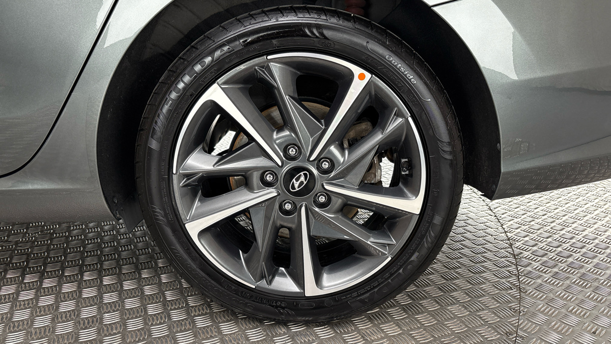 Hyundai i30 - 19