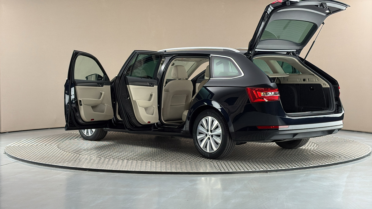 Škoda Superb - 7