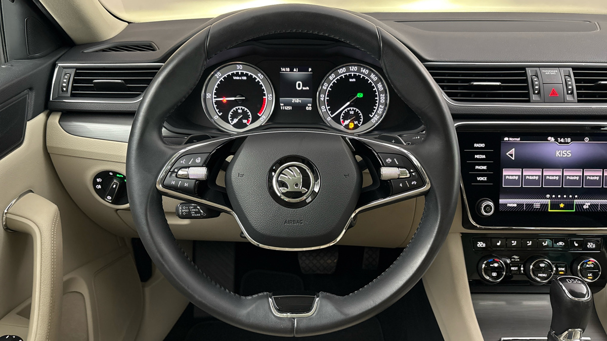 Škoda Superb - 9
