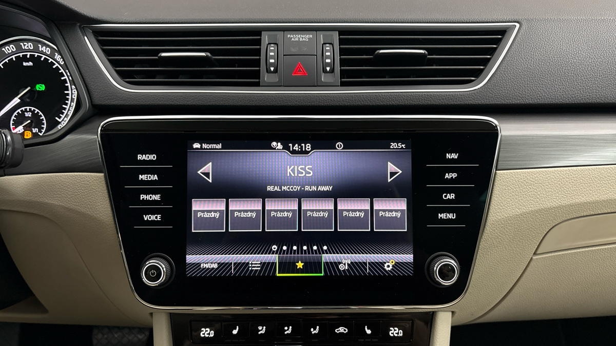 Škoda Superb - 11