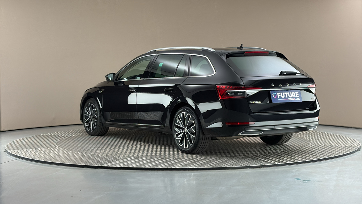 Škoda Superb - 2