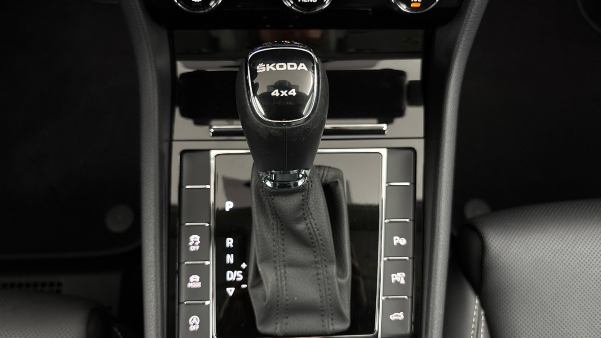 Škoda Superb - 28