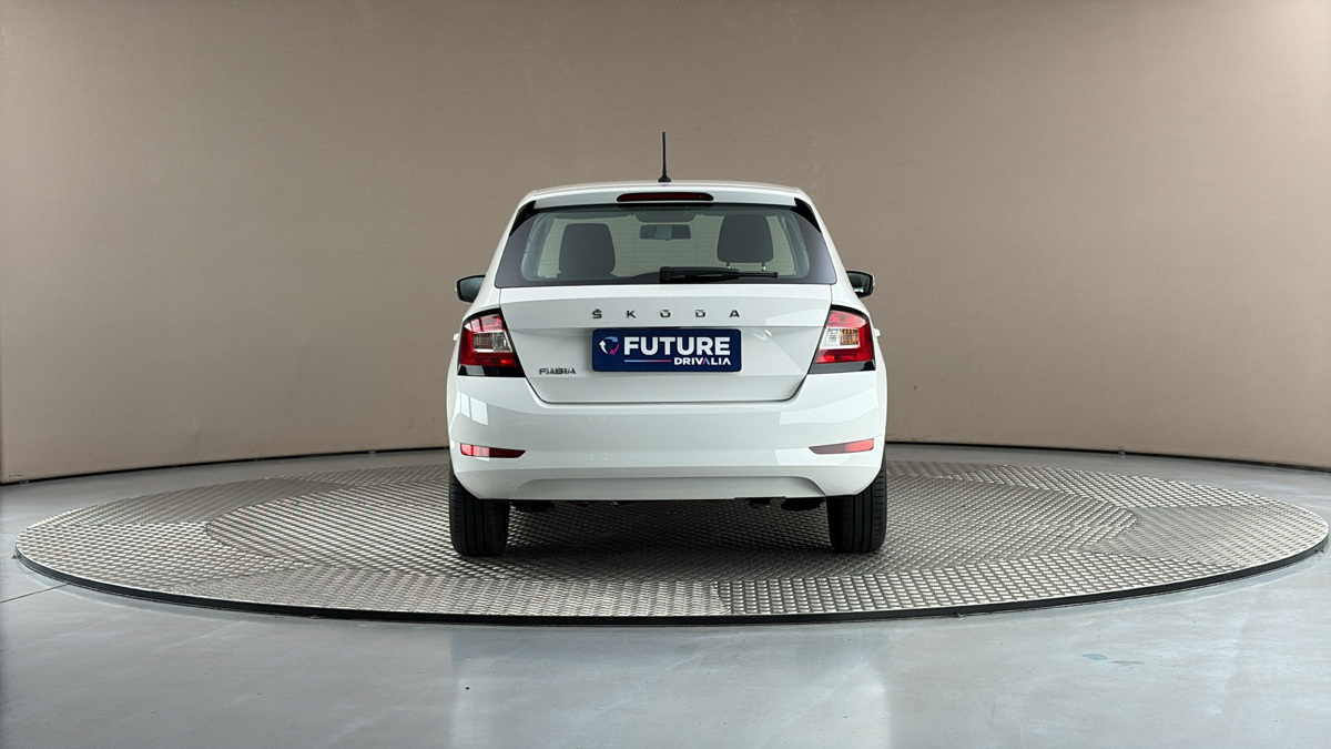 Škoda Fabia - 5