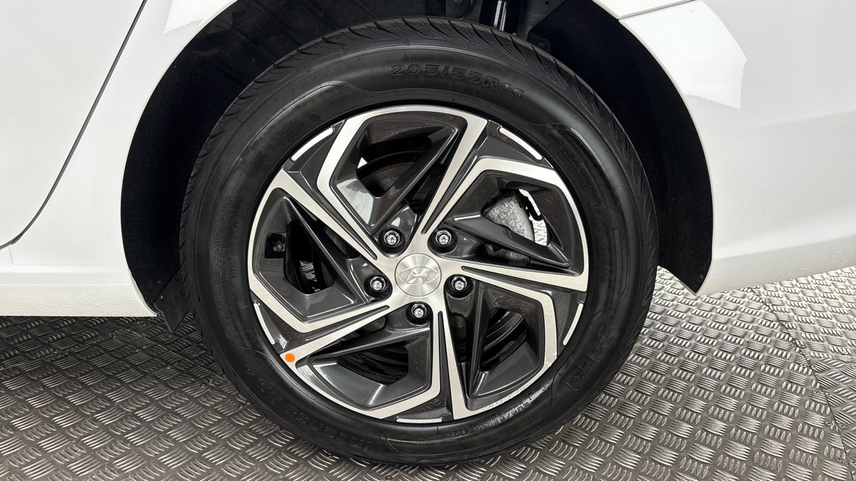Hyundai i30 - 19