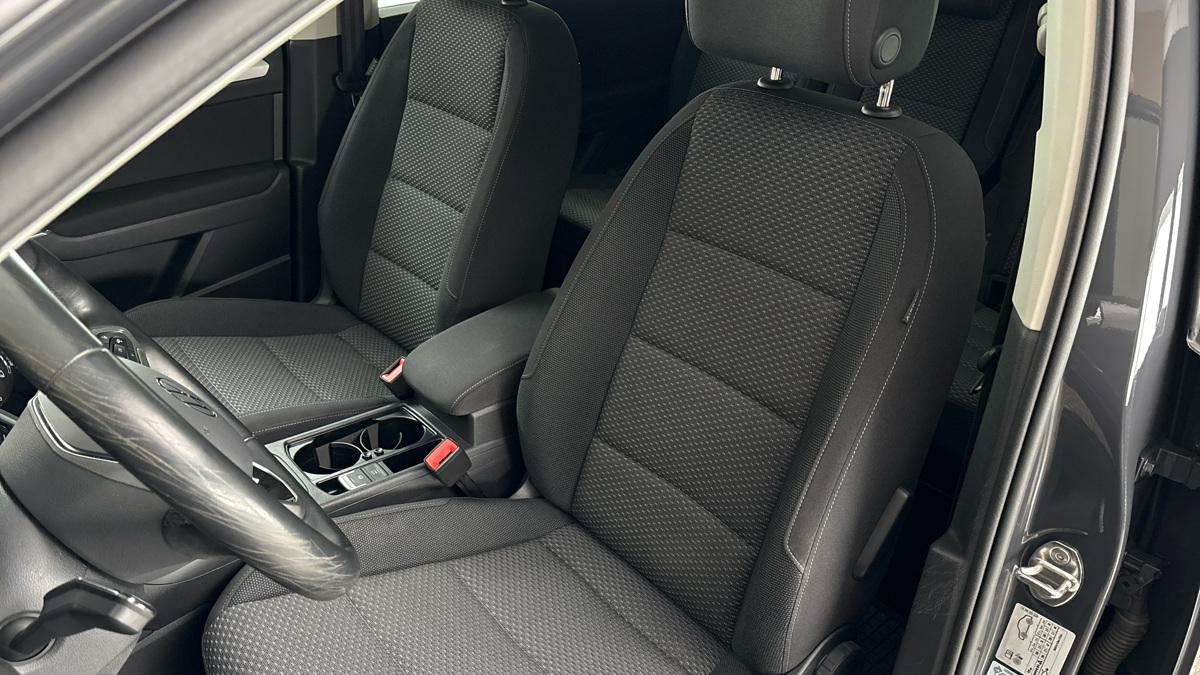 Volkswagen Touran - 15