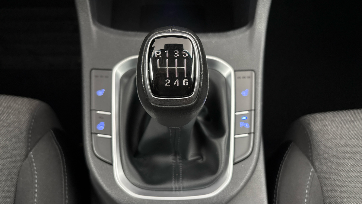 Hyundai i30 - 24