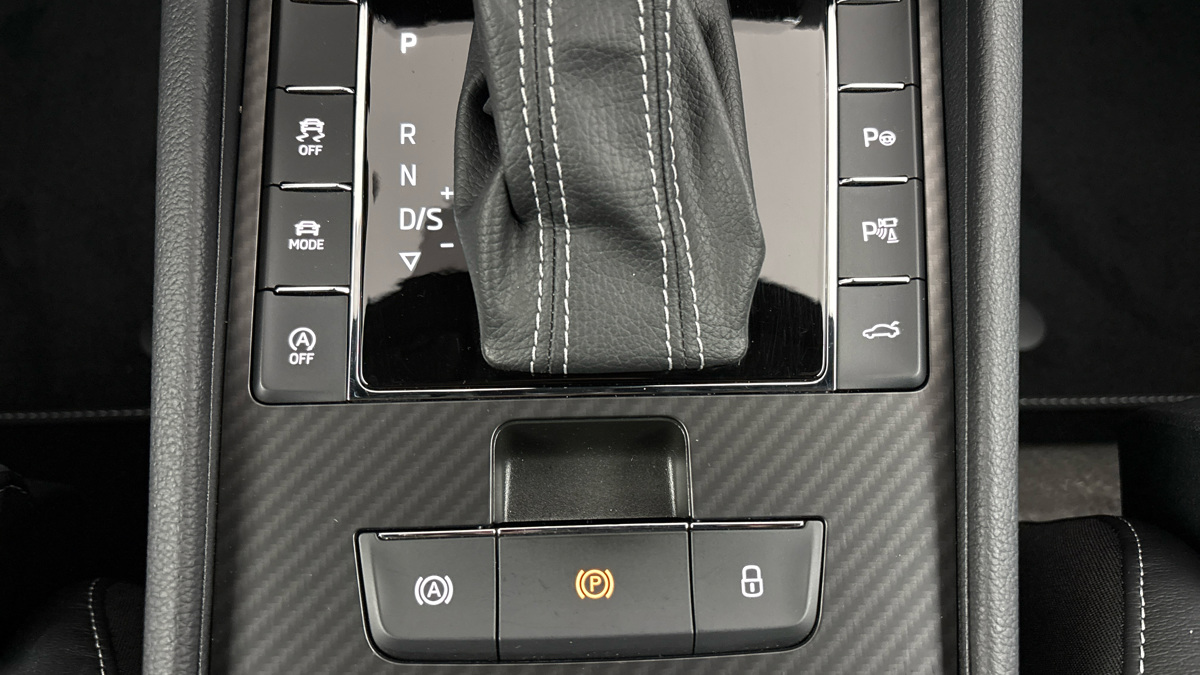 Škoda Superb - 27