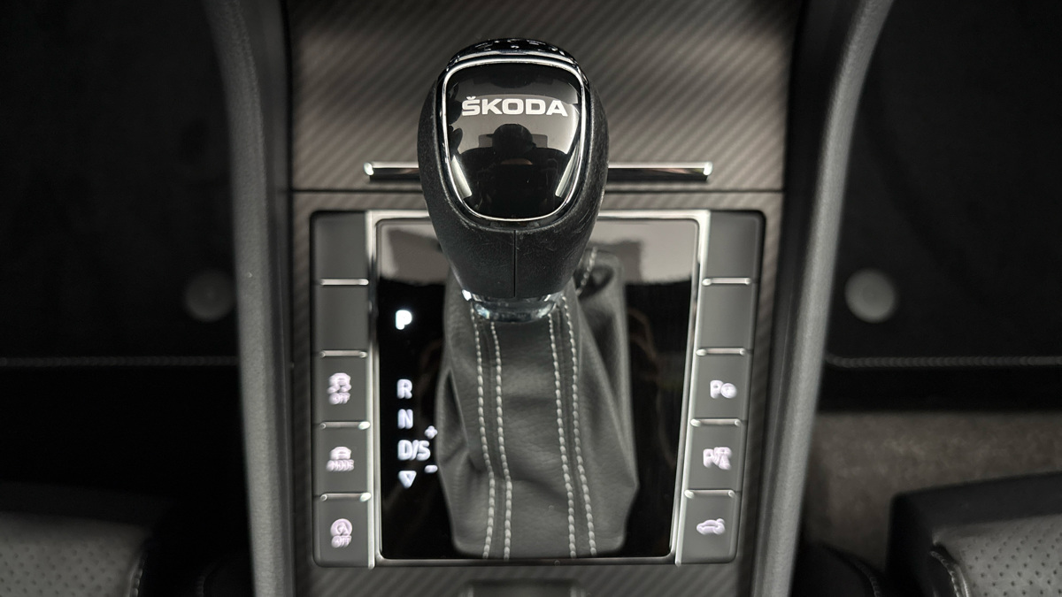 Škoda Superb - 28
