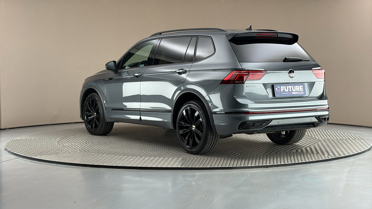 Volkswagen Tiguan Allspace - 2