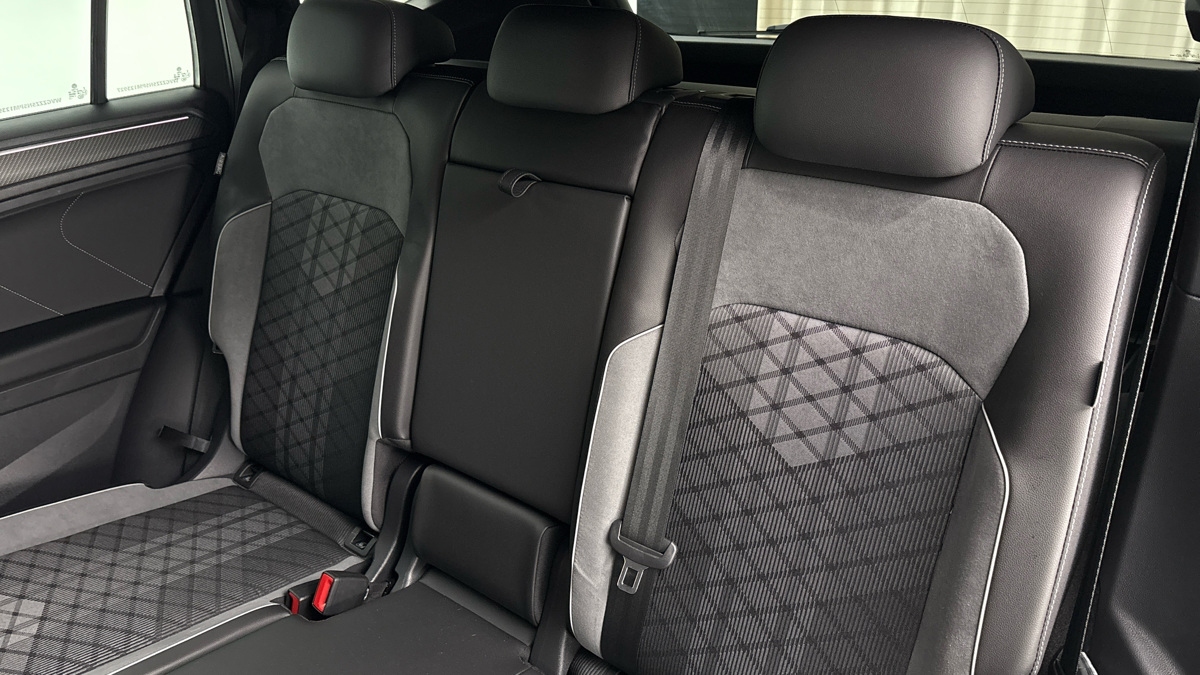 Volkswagen Tiguan Allspace - 16