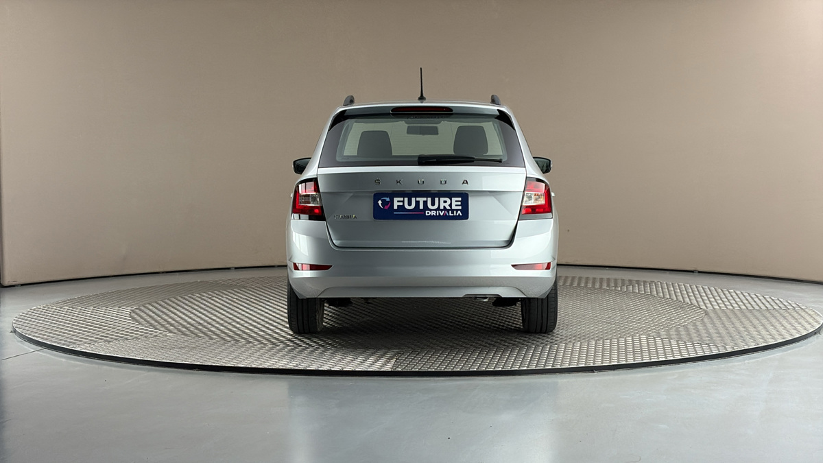 Škoda Fabia - 5