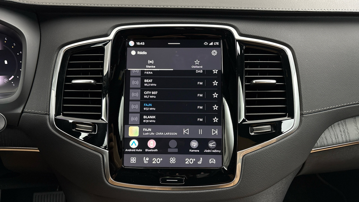 Volvo XC90 - 11