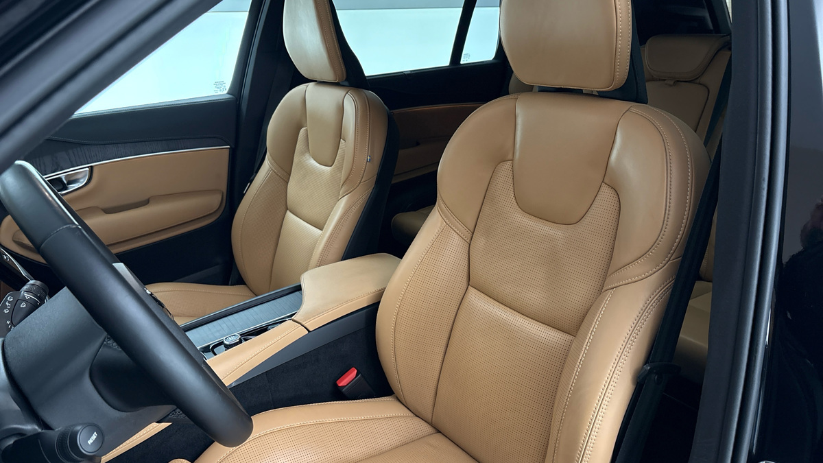 Volvo XC90 - 15